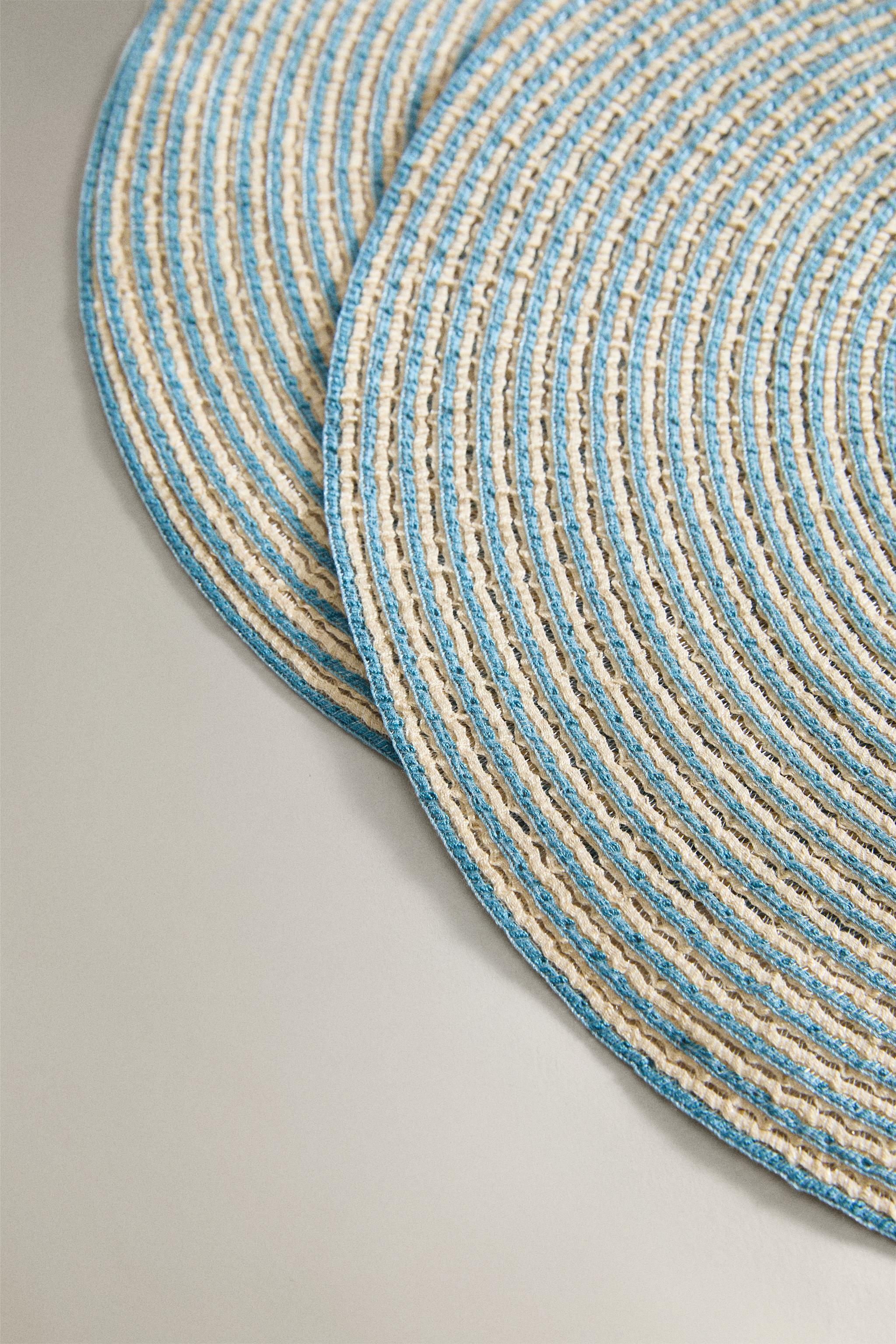 SET DE TABLE ROND (LOT 2)